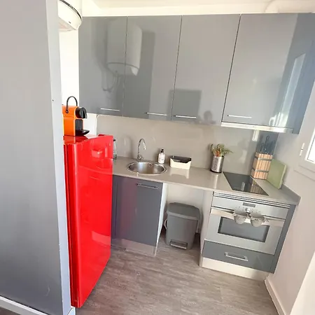 Unique With Amazing Terrace Centre Apartment *